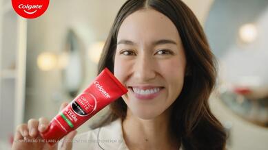 COLGATE Optic White - Austrália